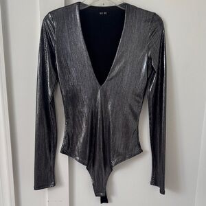 Alix NYC Irving Lamé Bodysuit sliver metallic plunge Size M